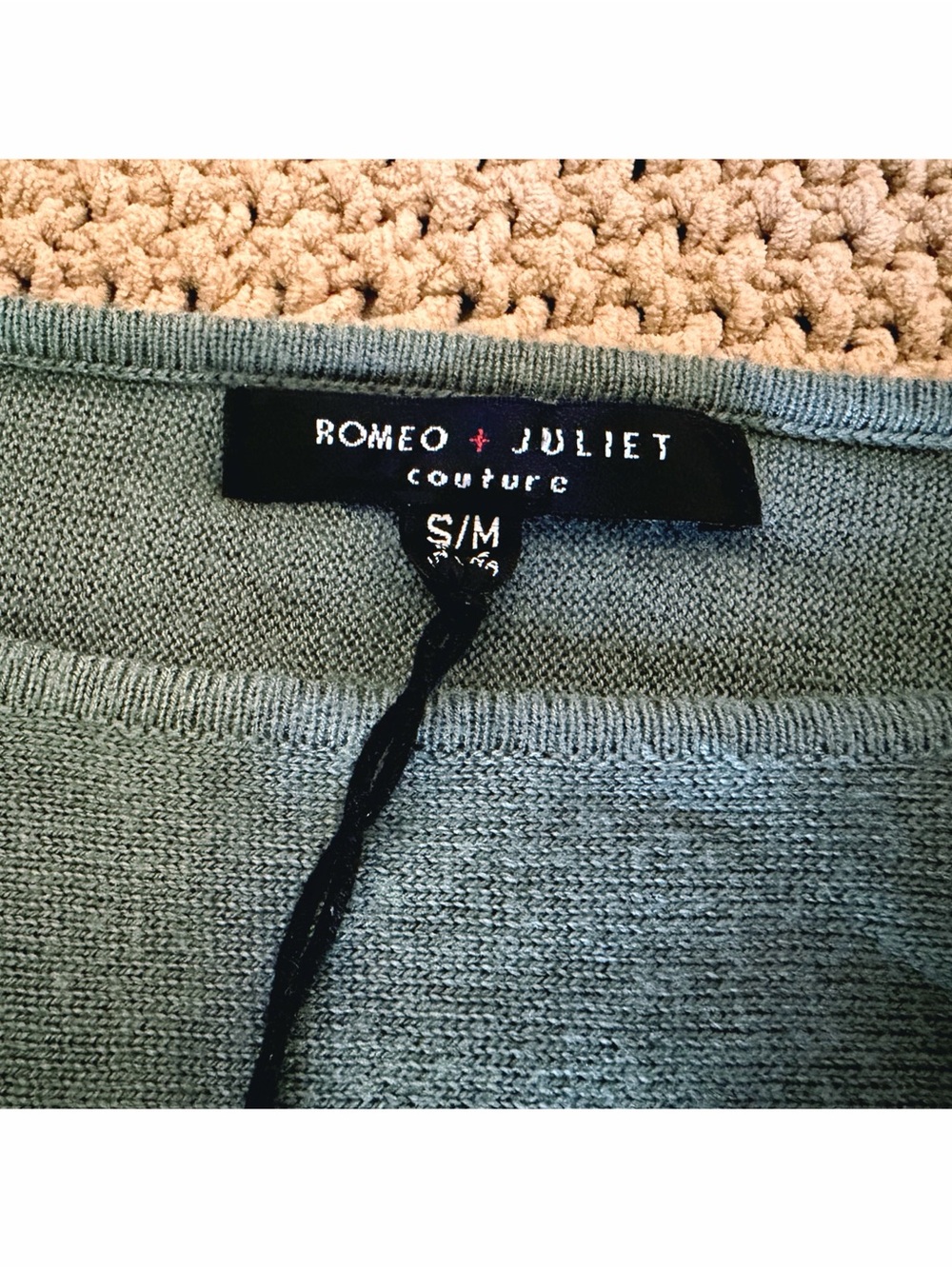 Romeo + Juliet couture - Picture 4 of 4